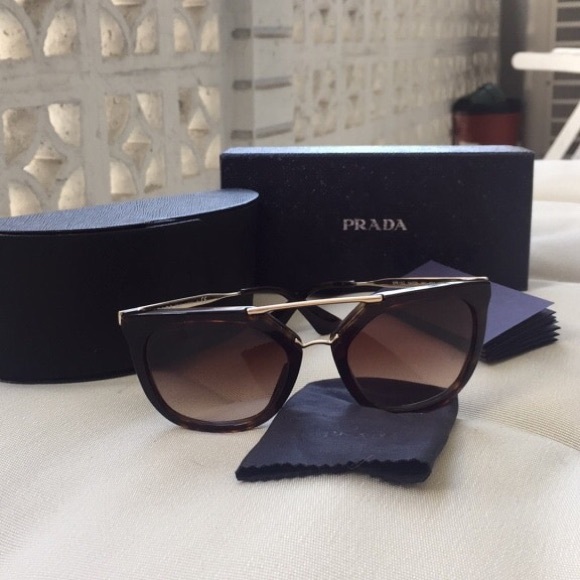 SOLD Prada Sunglasses - Picture 2 of 8